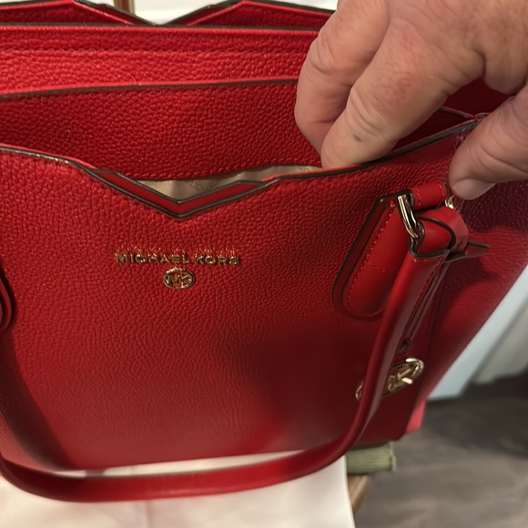 🪧 WEEKLY STEAL 🪧 Authentic Michael Kors “Mae” Medium Pebbled Leather Tote Bag - Picture 11 of 15